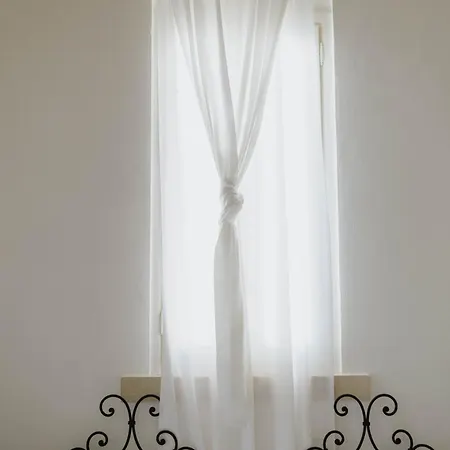 מלון Masseria Montelauro 4*