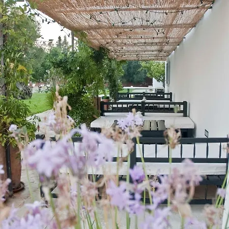 Готель Masseria Montelauro 4*