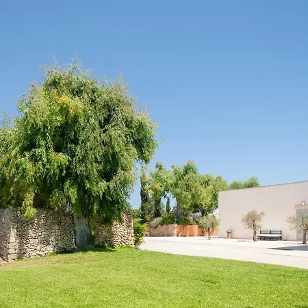 Отель Masseria Montelauro Отранто